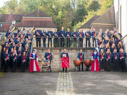 Gruppenfoto am Schloss